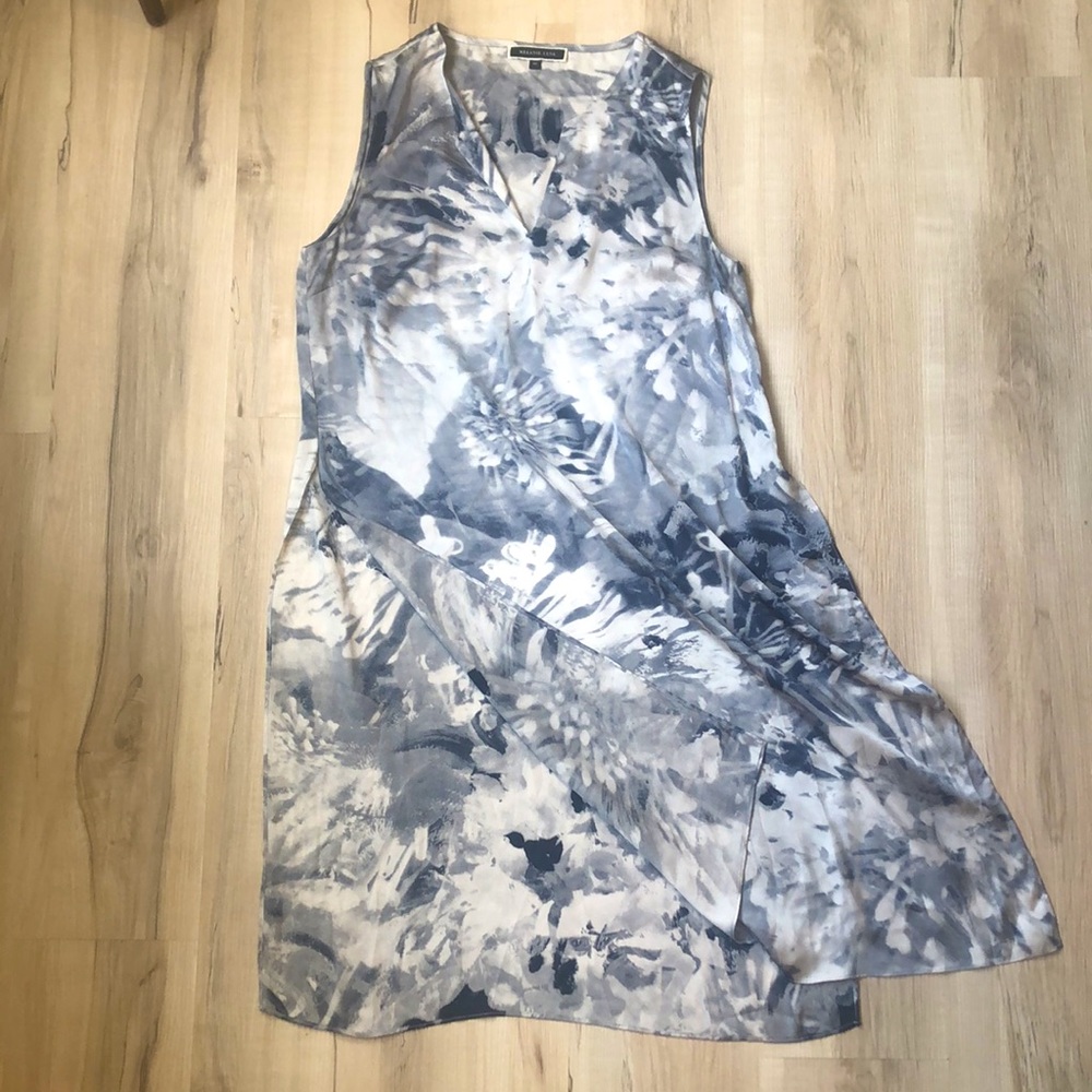 Melanie Lyne satin grey and navy double-slit tunic